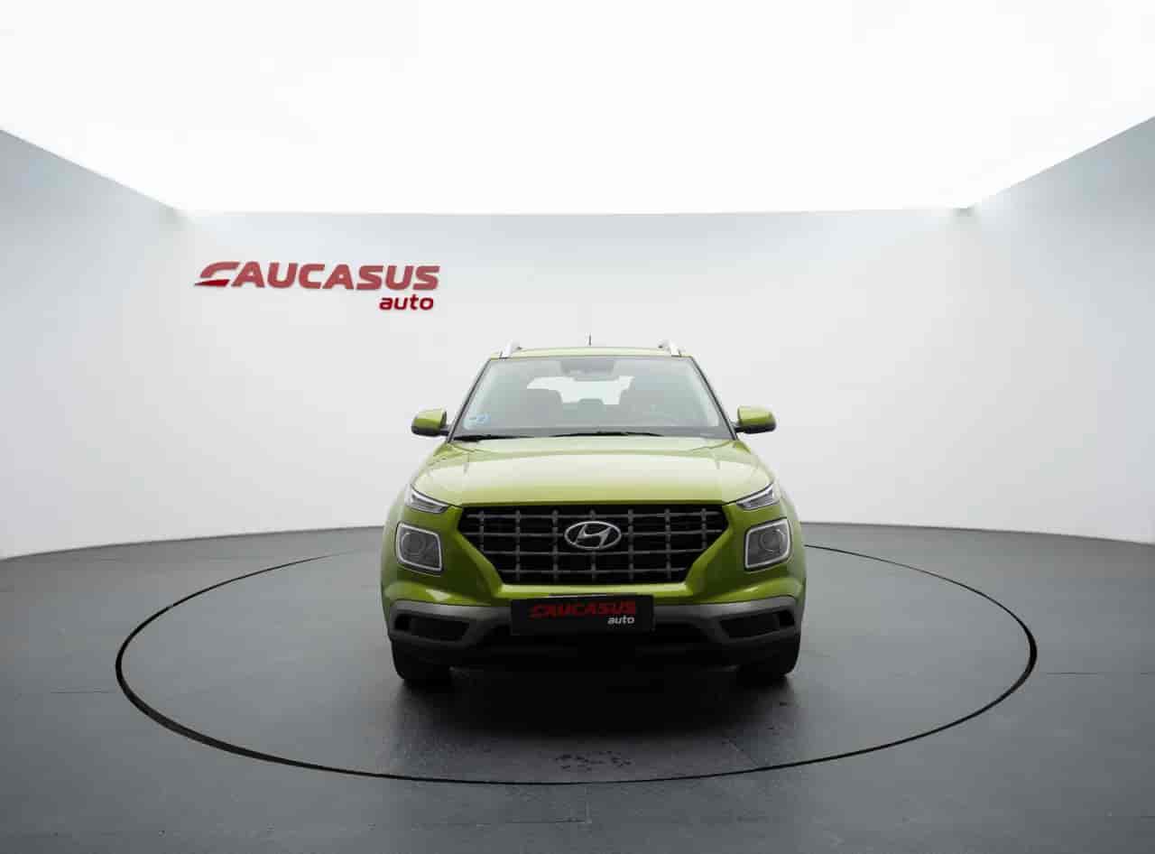 HYUNDAI Venue - 2