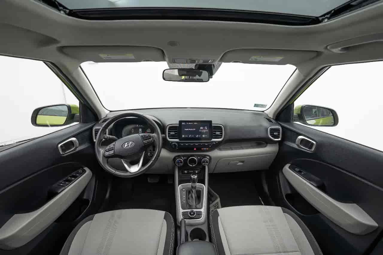 HYUNDAI Venue - 9
