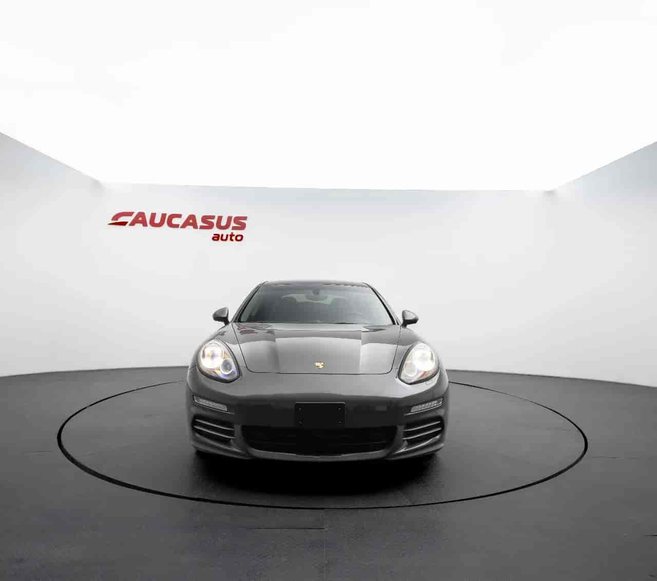 PORSCHE Panamera - 2