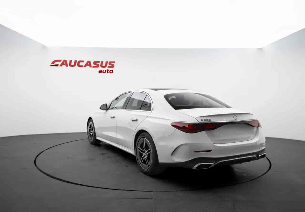 MERCEDES-BENZ E-Class - 6